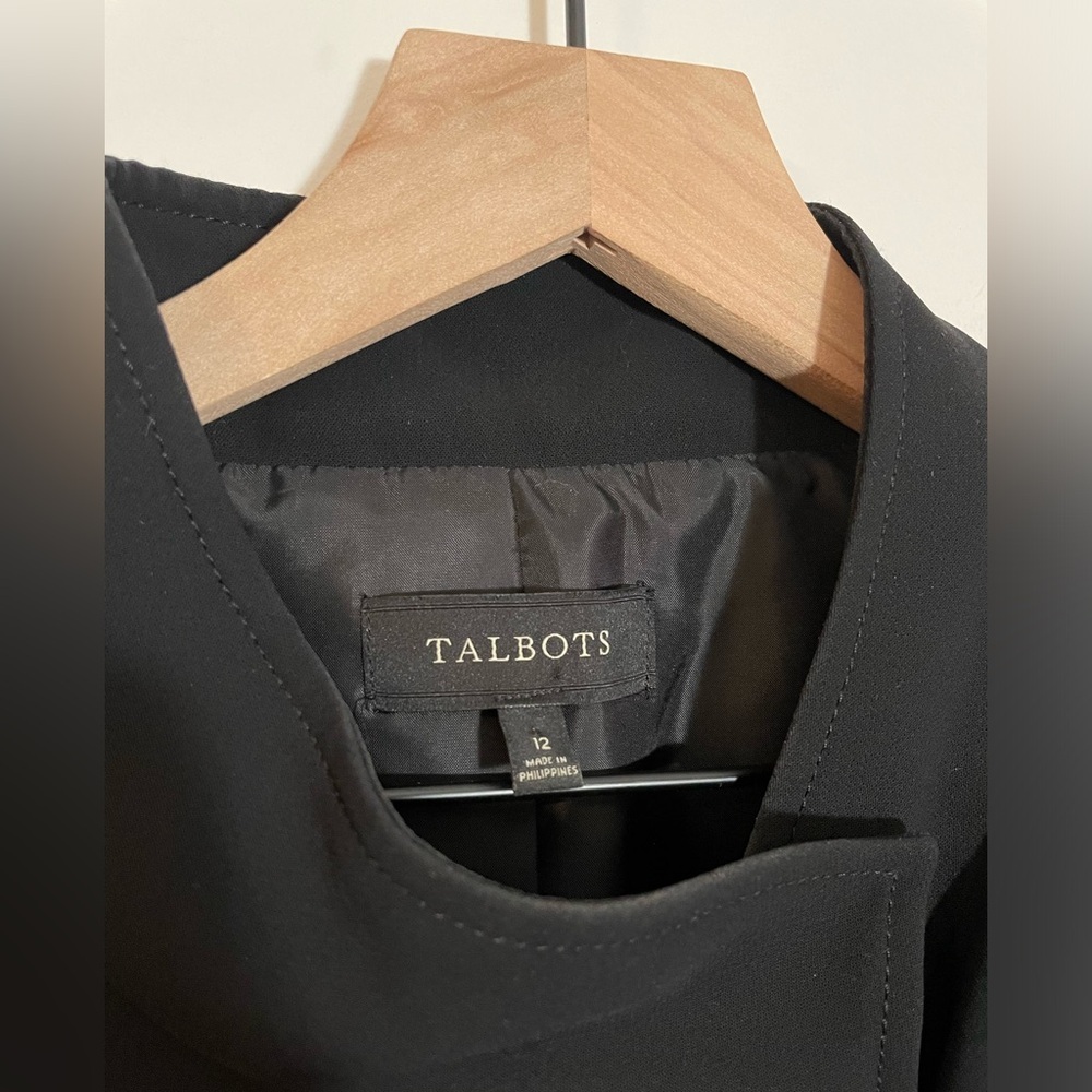 Talbots Blazer Jacket Black Lined Asymmetric Button Front Stand Collar Size 12 - Picture 2 of 9
